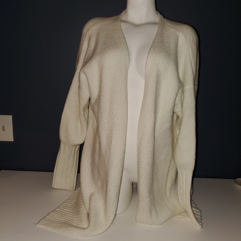Thick sweater cardigan